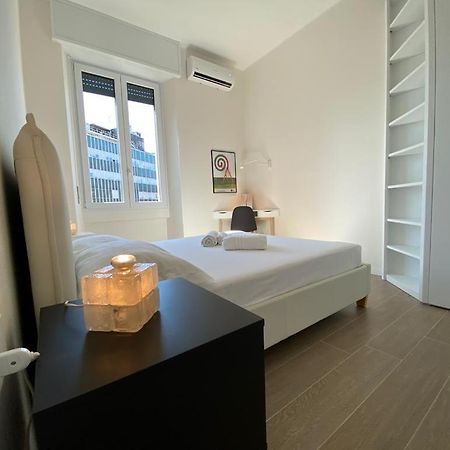 Kibilu - Viale Regina Margherita Milan Bagian luar foto