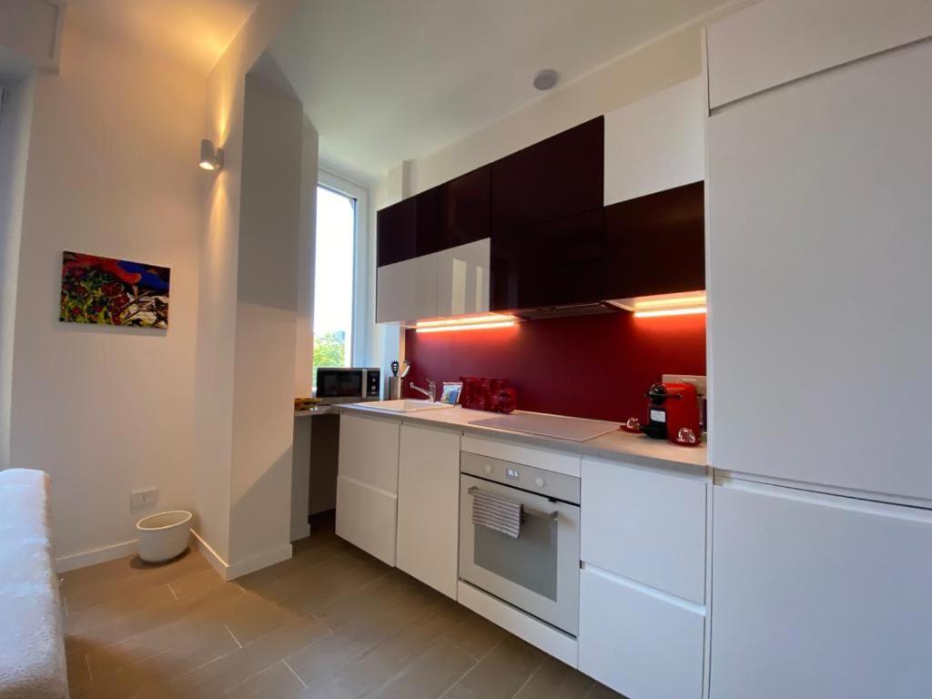 Kibilu - Viale Regina Margherita Milan Bagian luar foto