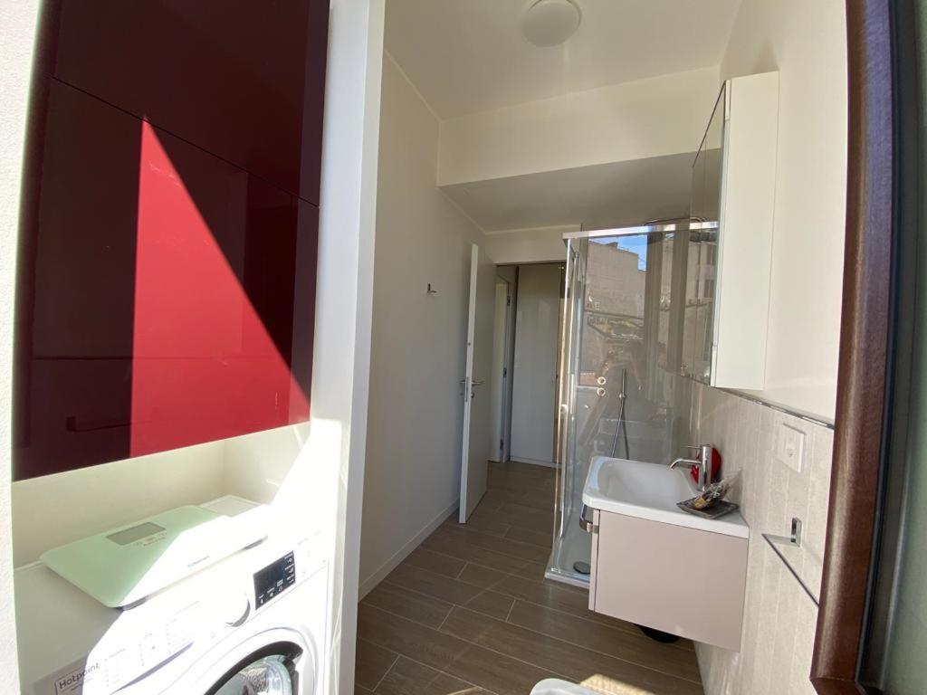 Kibilu - Viale Regina Margherita Milan Bagian luar foto