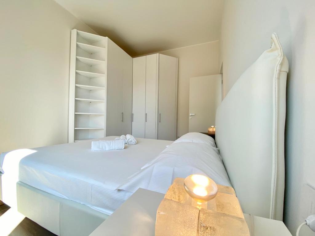 Kibilu - Viale Regina Margherita Milan Bagian luar foto