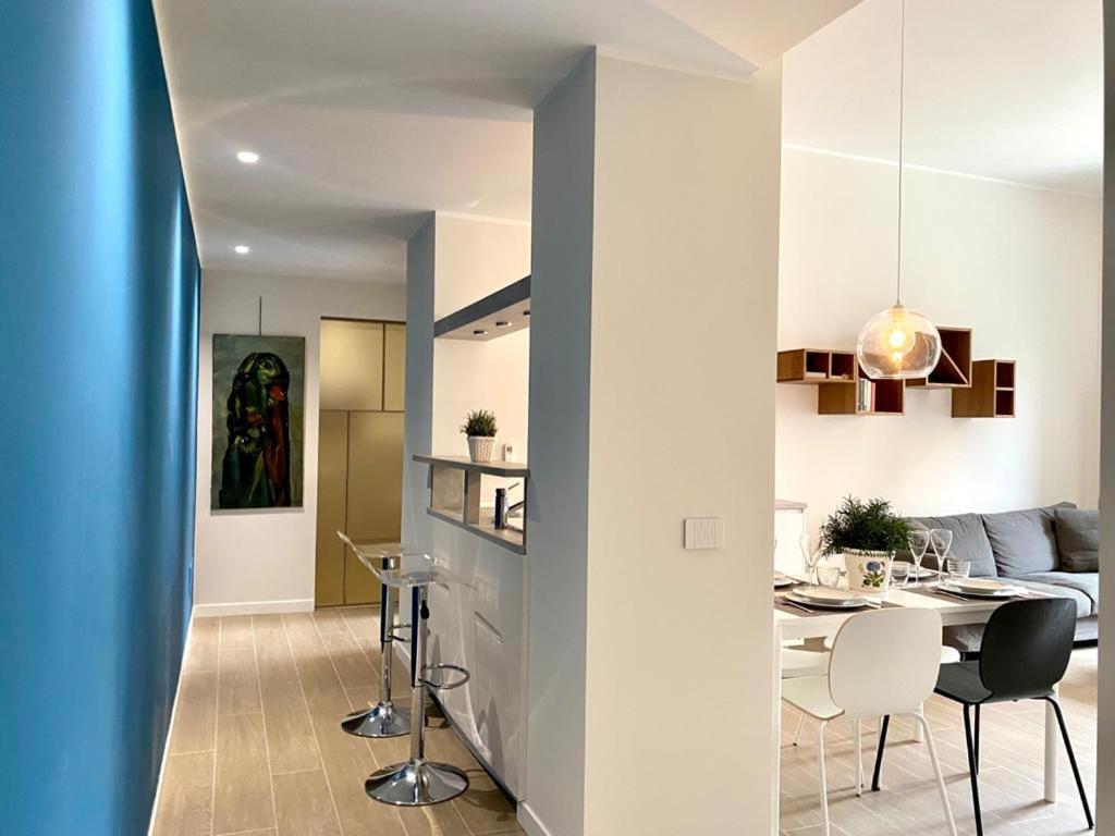 Kibilu - Viale Regina Margherita Milan Bagian luar foto