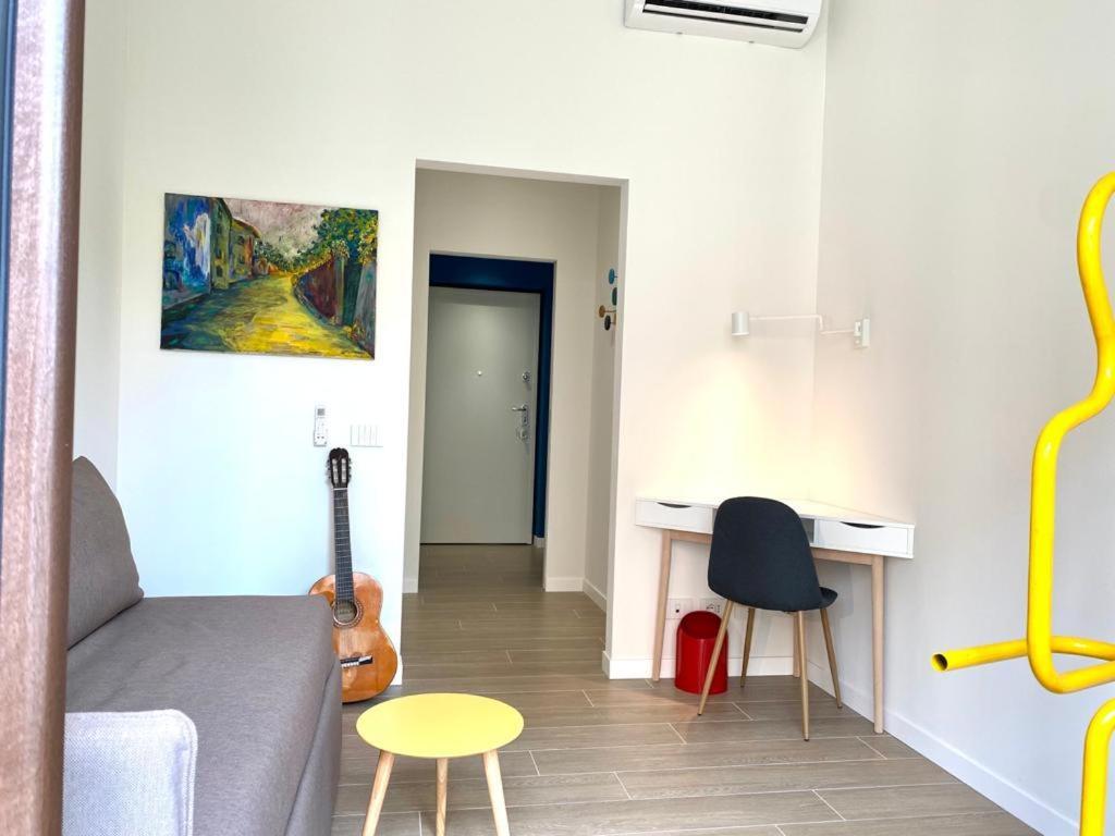 Kibilu - Viale Regina Margherita Milan Bagian luar foto